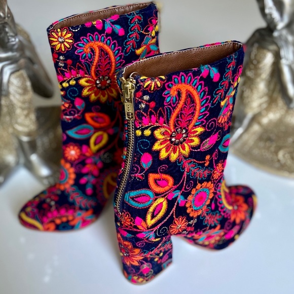 Nauty Monkey Shoes - 🌟HP🌟NAUTY MONKEY Colorful Power Velvet Booties